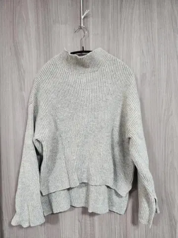 KBF+ 하이넥 니트 긴팔 니트