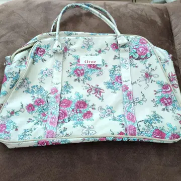 Orne 꽃무늬 보스턴 백