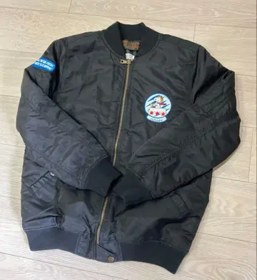 큐브 슈가 PEANUTS 콜라보 MA-1 스누피 SNOOPY 블랙