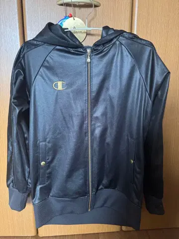 Champion 블랙 후드티 L 사이즈