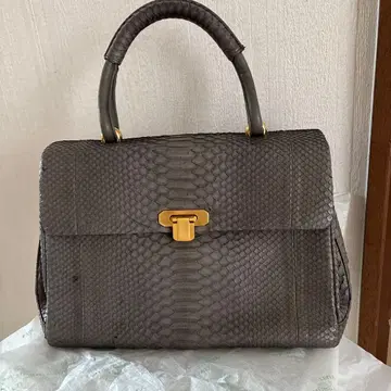 그레이 뱀 가죽 핸드백 박스형