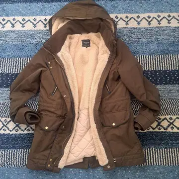 ZARA Trafaluc 모즈 코트 M 사이즈