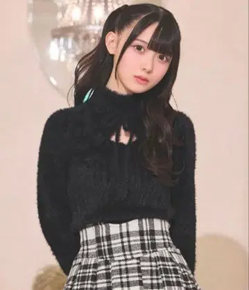 미셸 마카롱 샤기 니트탑 블랙