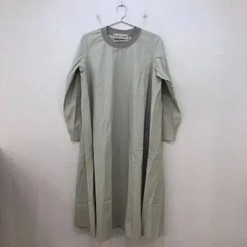 일본제 미디우미 Midi Umi 크루넥 메가 원피스