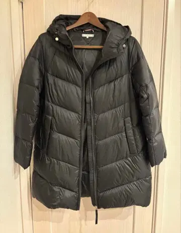 TOMMY HILFIGER 블랙 다운 자켓 S 사이즈