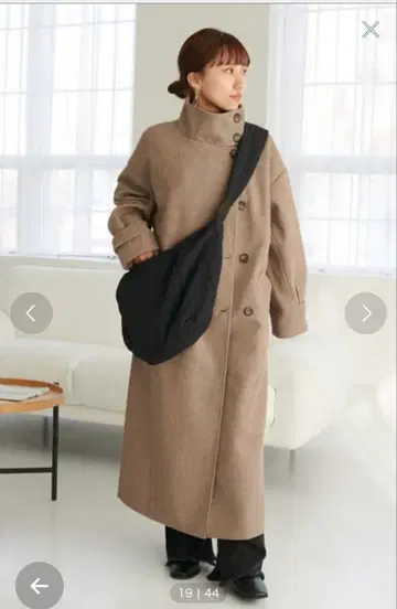 Discoat 스탠드 카라 롱 코트