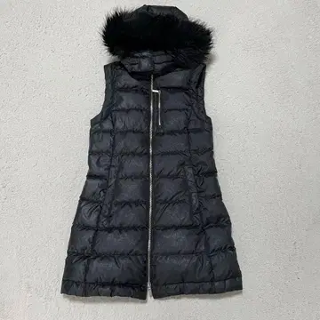 아르마니 익스체인지 다운 베스트 새상품급