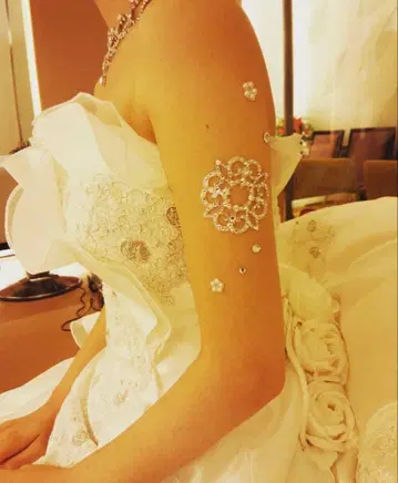 브라이덜 액세서리 스와로브스키 사용