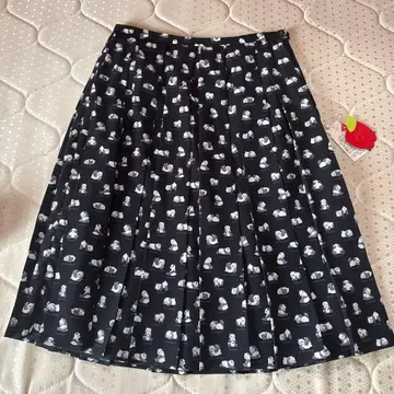 프랑슈리페 팬더 도감 패턴 플리츠 스커트