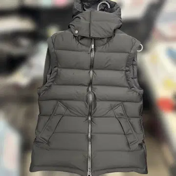 F398 [새상품급] Y-3 후드 부착 다운 자켓 블랙