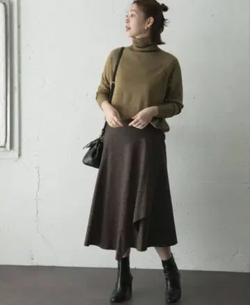 URBAN RESEARCH ROSSO 브라운 플레어 스커트