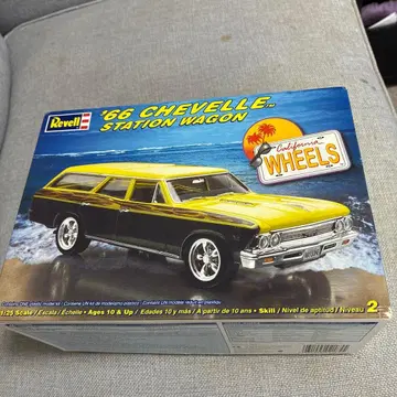 Revel66 Chevelle Station Wagon 1/25