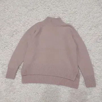 LE CIEL BLEU 르쉘블루 울 하이넥 스웨터 핑크