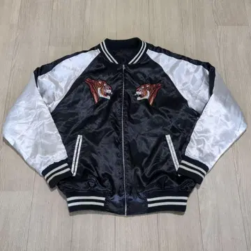 호랑이 자수 스카잔 블랙 화이트 XL