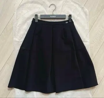 컨디션 최상 폭시 스커트 38