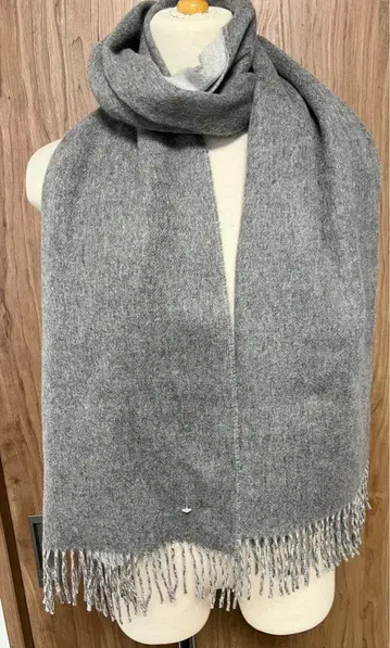 새상품 캐시미어 스톨 머플러 존스턴즈 택 없음