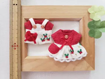 옷 갈아입기 의류 자수