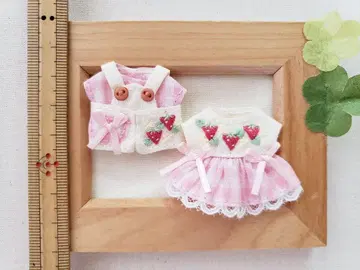 옷 갈아입기 의류 자수