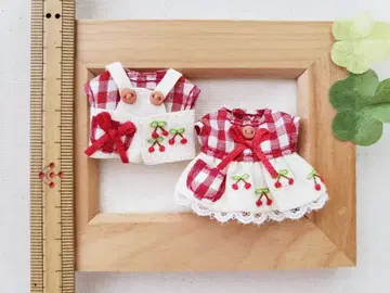 옷 갈아입기 의류 자수