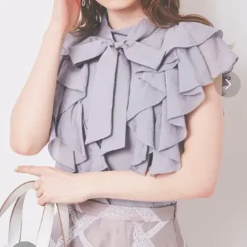 트란테안송드모드 프릴 셔츠 프릴 셔츠