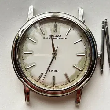 세이코 스피릿 하이 스탠다드 쿼츠 손목시계