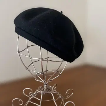 [ EMPORIO ARMANI ] 블랙 울 베레모