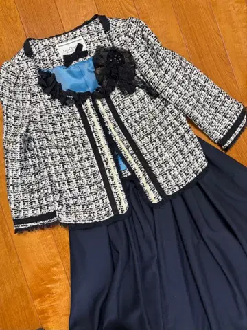 로이스크레용 Lois CRAYON 노카라 자켓 트위드