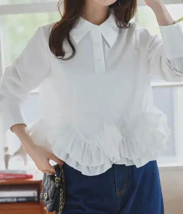 밑단 프릴 디자인 긴팔 블라우스 KOBE LETTUCE