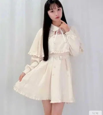 Honey Cinnamon 허니시나몬 펄 버클 트렌치풍 원피스