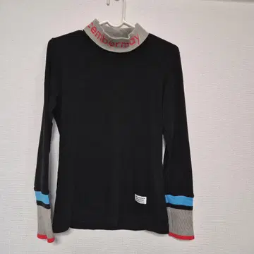 12월 5월 터틀넥 셔츠 블랙