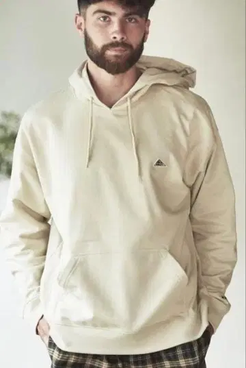 KELLY 베이지 후드 부착 후드티