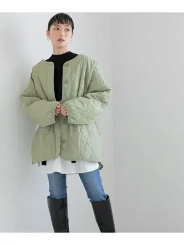 로리즈팜 퀼팅 블루종 미사용