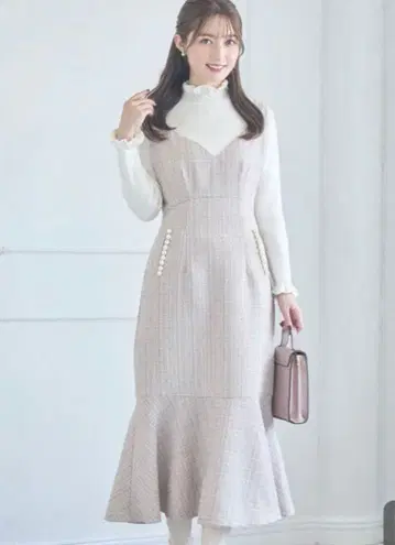 tocco 포켓 펄 장식 머메이드 라인 트위드 오버롤 스커트