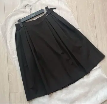 새상품급 폭시 뒷 플리츠 스커트 38 다크 브라운