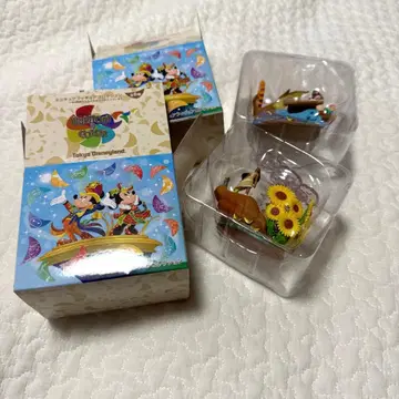 디즈니랜드 하모니 인 컬러 포카혼타스 모아나 피규어