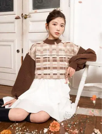 Darich 체크 무늬 벌룬 슬리브 니트