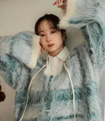 미사용 새상품 mideal 체크 셰기 니트 풀오버