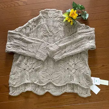 huitieme nid 베이지 시스루 케이블 니트 스웨터