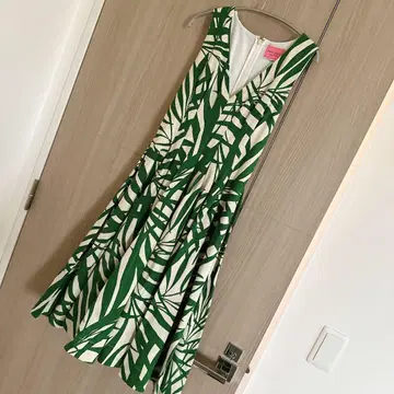 케이트 스페이드 원피스 그린 보태니컬 무늬