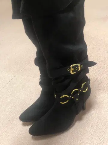 [ 미사용품 ] 여성용 롱 부츠 블랙 세련된 갸루