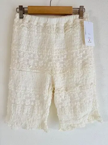 [택 포함 새상품] merry jenny 레이스 바이커 팬츠 아이보리