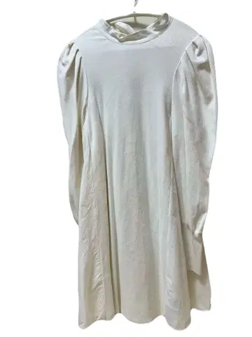 SNIDEL 화이트 퍼프 슬리브 롱 드레스