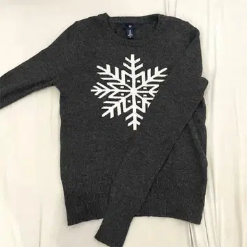 [ GAP ] 눈꽃 니트 스웨터 그레이 겨울 코디 따뜻한 겨울 니트