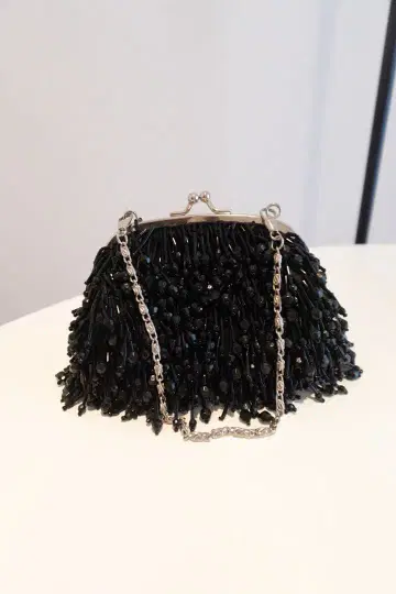 비즈 프린지 클러치백