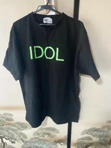 BiSH t셔츠 + 모모코 구미 컴퍼니 도서