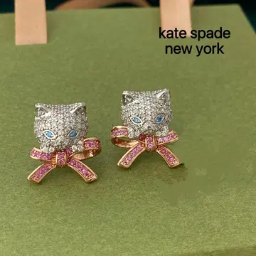 케이트 스페이드 고양이 리본 파베 귀걸이 핑크