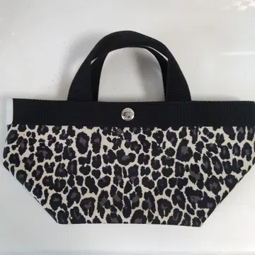 에르베샤 펠리에