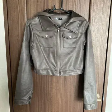 아베일 브라운 후드 부착 가죽 자켓