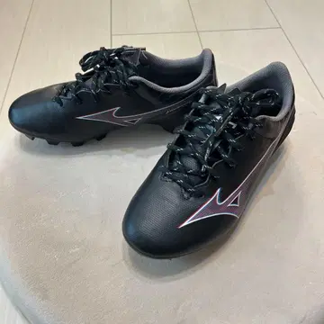 MIZUNO ALPHA 블랙 축구화 21.5cm
