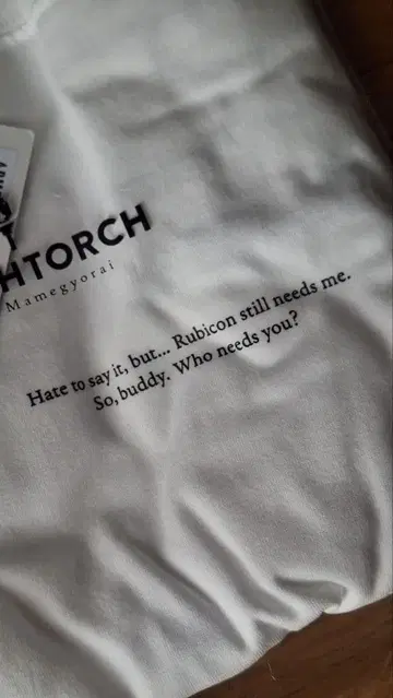 V.IV 러스티 빅 실루엣 티셔츠